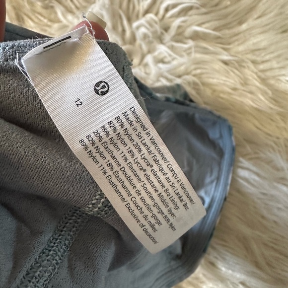 Lululemon Light Support Nulu Yoga Bra blue floral ladies size‎ 12 - Picture 3 of 7